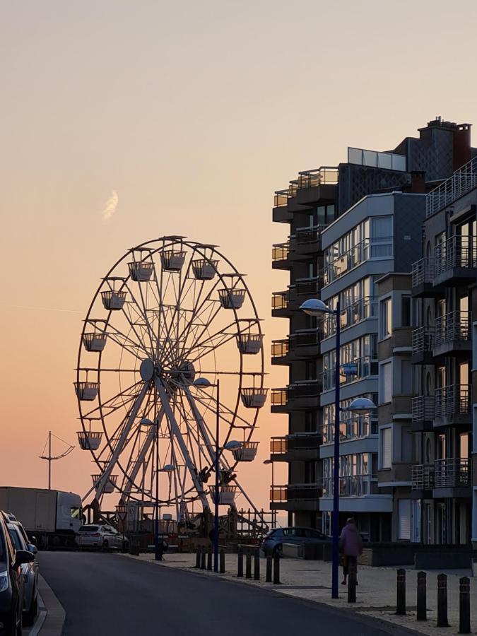 Modern Appartement Met Uniek Zeezicht Koksijde Eksteriør bilde